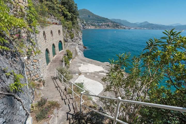 Location de vacances pour 10 personnes, avec Balcon ainsi que Terrasse et Jardin à Vietri sul Mare - 3