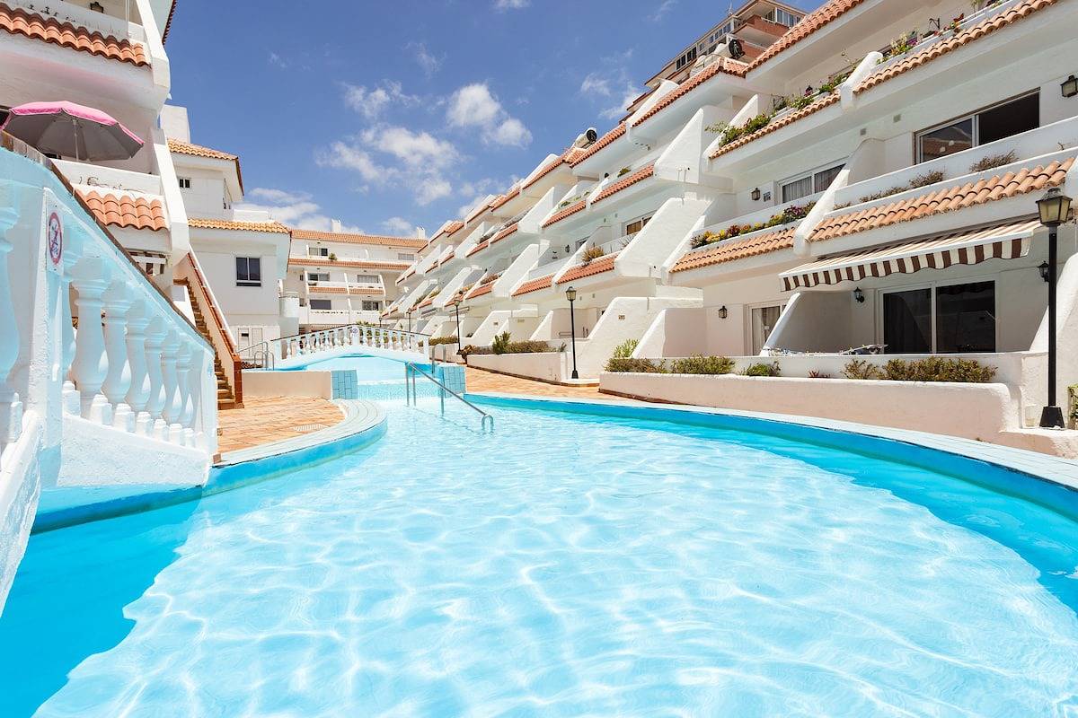 Entire apartment, Home2Book Radiant Apt, Pool & Terrace Las Américas in Playa de las Américas, Arona