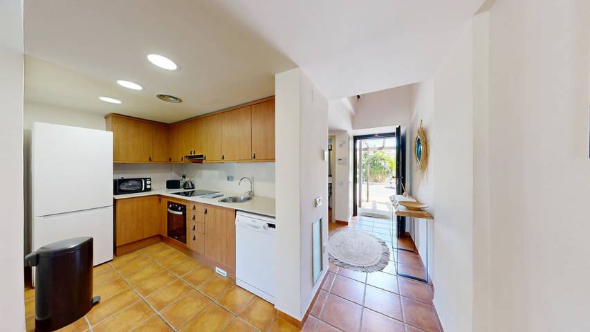 Location de vacances pour 8 personnes, avec jardin ainsi que balcon et bassin pour enfant, adapté aux familles à El Perelló - 3