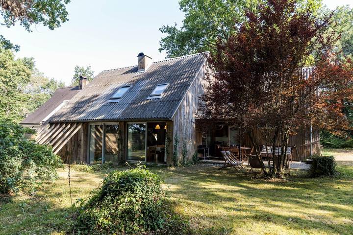 Gîte pour 6 personnes, avec Terrasse ainsi que Jardin et Vue