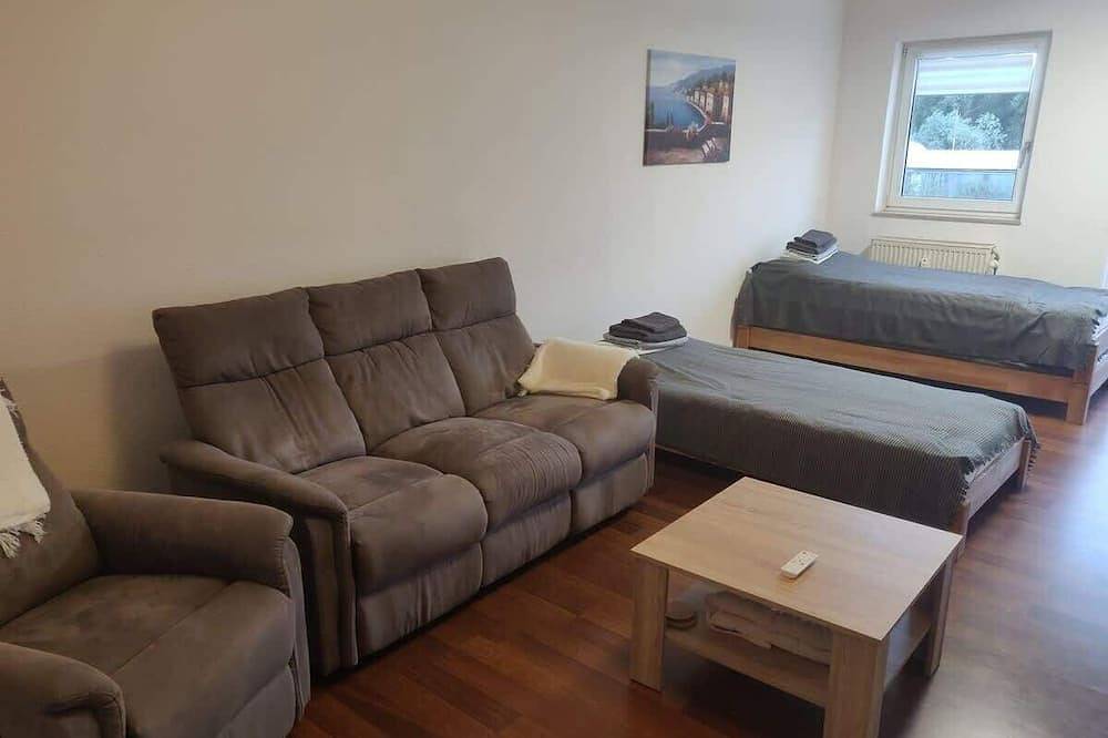 Ganze Wohnung, Fewo Bernau Zusammenf in Bernau bei Berlin, Barnimerland Region