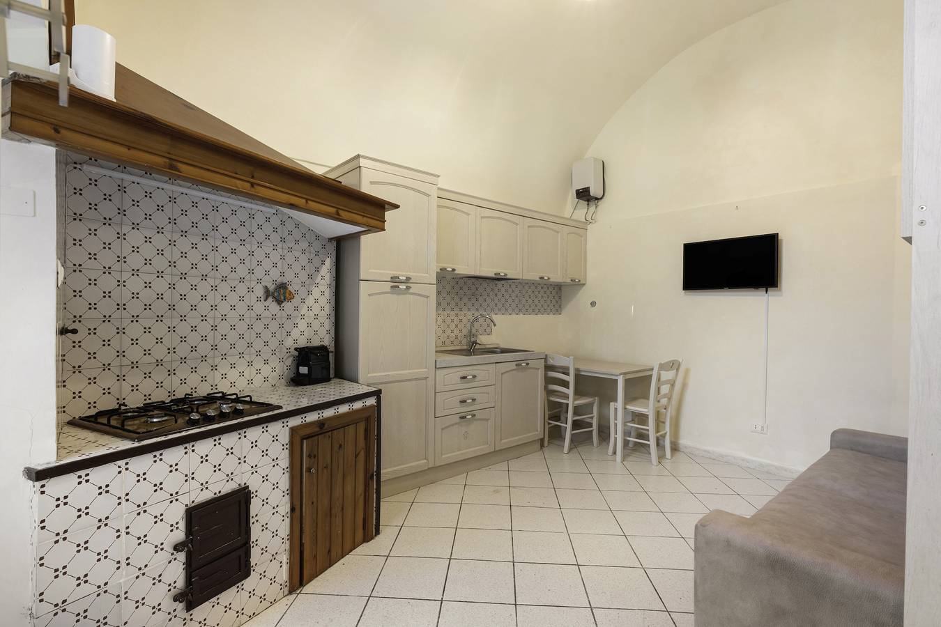 Holiday Home 'Villa Ida - Appartamento Napoli' with Private Terrace, Wi-Fi and Air Conditioning in Vico Equense, Naples Province