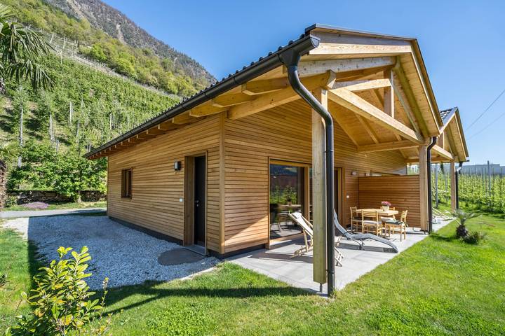 Chalet for 4 people, with Balcony and Garden