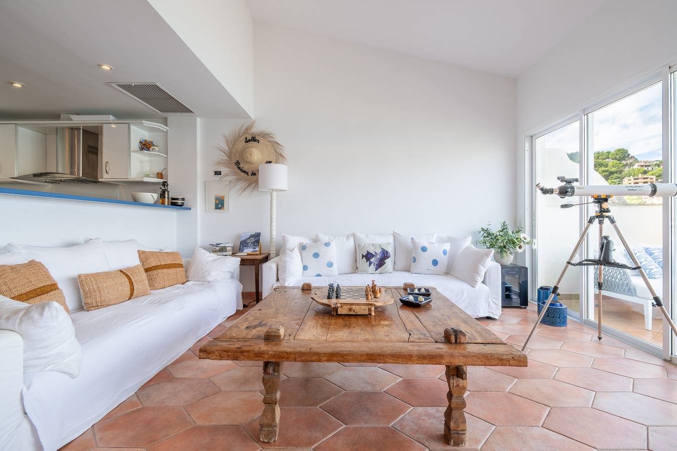 Entire apartment, Apartment 'Beachfront  Port De Soller' with Private Terrace, Wi-Fi and Air Conditioning in Port de Sóller, Sóller
