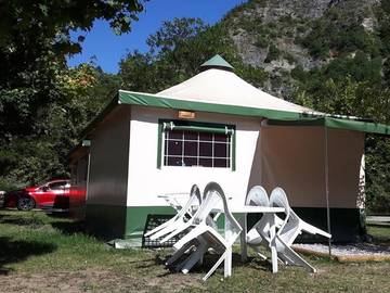 Bungalow für 4 Personen in Châteauroux-les-Alpes, Hautes-Alpes, Bild 1