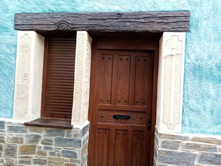 Ferienhaus für 10 Personen, mit Ausblick und Garten sowie Pool, mit Haustier - 1