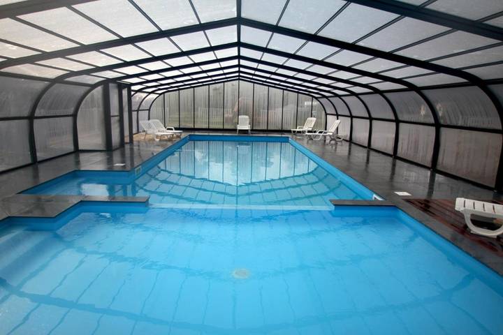 Camping pour 4 personnes, avec Terrasse et Piscine