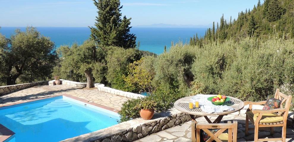 Villa για 5 άτομα, με κήπο και θέα στον ωκεανό, με κατοικίδια ζώα στον Άγιο Νικήτα