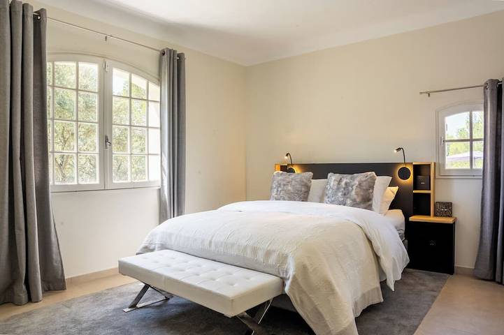 Location de vacances pour 8 personnes, avec jacuzzi et jardin à Comps - 2