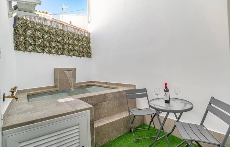 Appartement confortable avec piscine près d'El Gastor - 300m de la Pizzería Neiva in El Gastor, Pueblos Blancos