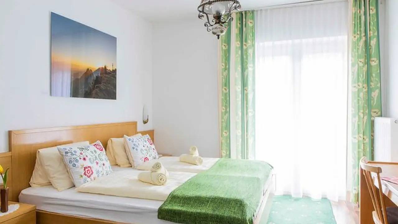 Kamer voor 3 personen met tuin, foto 7