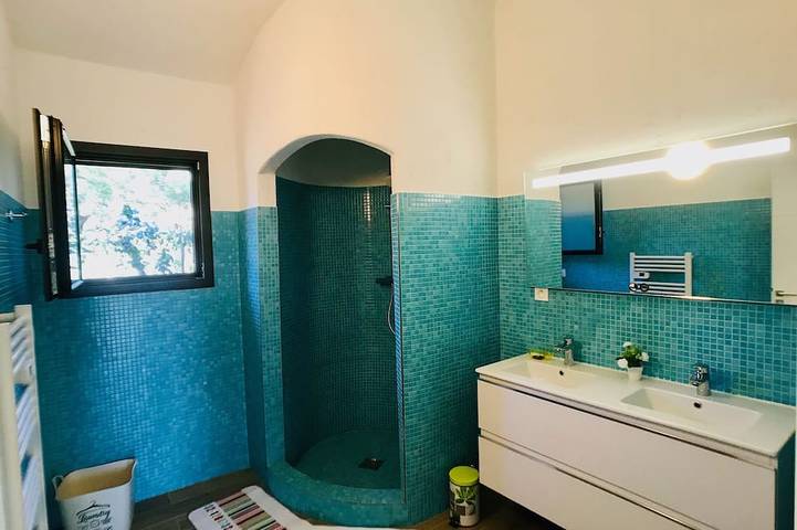 Villa pour 4 personnes, avec terrasse et jardin dans Cala Rossa - 4