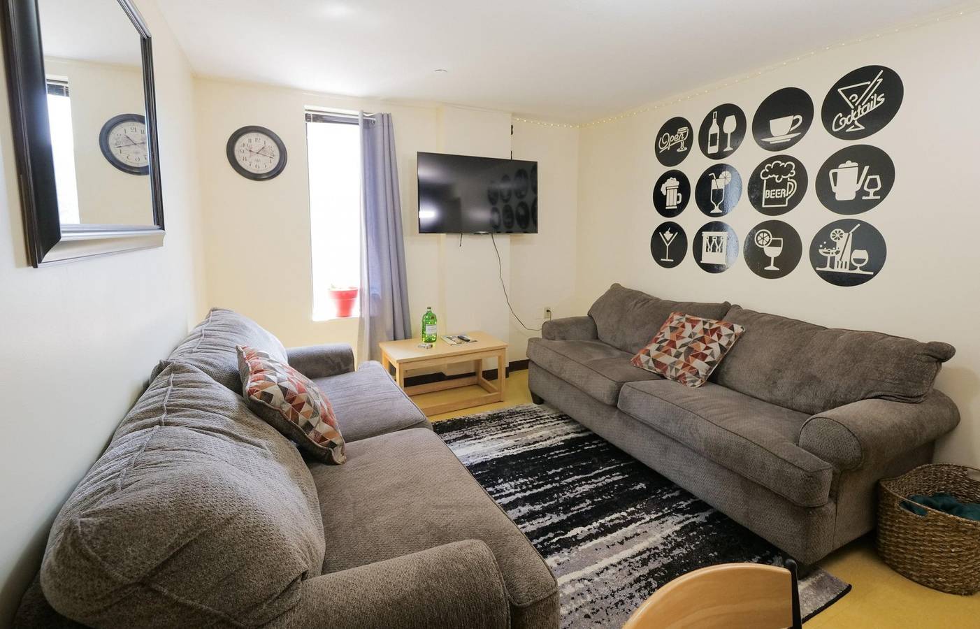 Ganze Wohnung, 2 Bedroom 2 Bath   City Views  in Pittsburgh, Allegheny County