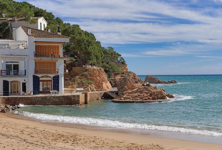 Location de vacances pour 6 personnes, avec Terrasse à Tamariu