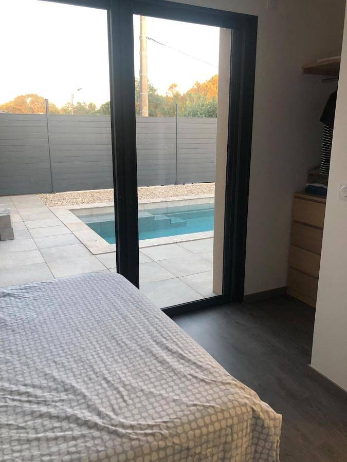 Location de vacances pour 5 personnes, avec piscine ainsi que terrasse et vue à Domessargues - 3