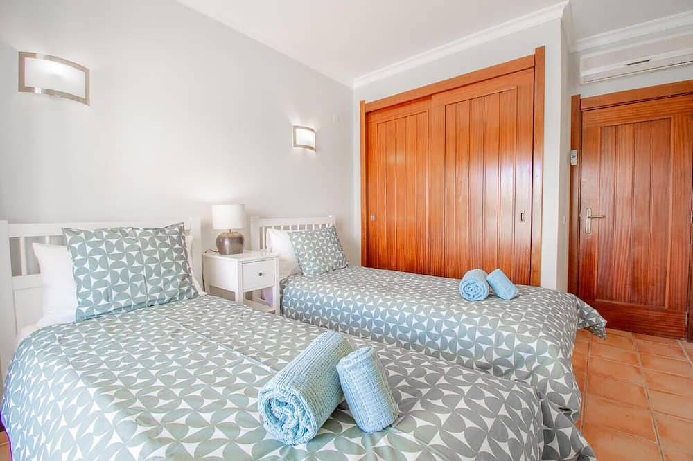 Casa Paradiso - 3 Bedroom in Benagil in Lagoa, Faro District