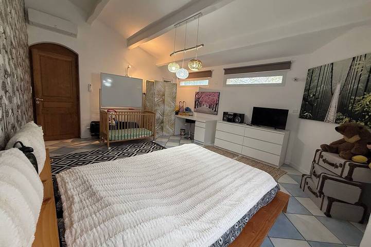 Location de vacances pour 10 personnes, avec jacuzzi ainsi que sauna et jardin, animaux acceptés à Le Teil - 3