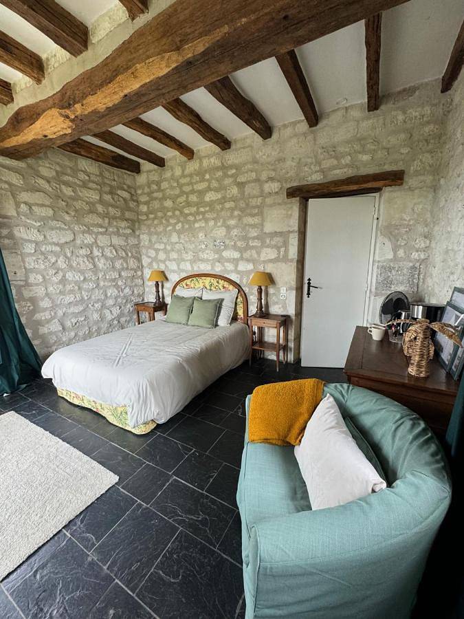 Maison de campagne pour 2 personnes, avec terrasse et vue à Panzoult - 2