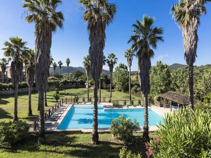 Gîte pour 8 personnes, avec piscine à Sartène - 4