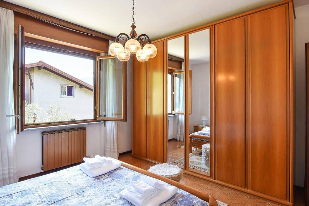 Entire apartment, Lovely apartment in Riva di Solto in Riva di Solto, Comune di Riva di Solto