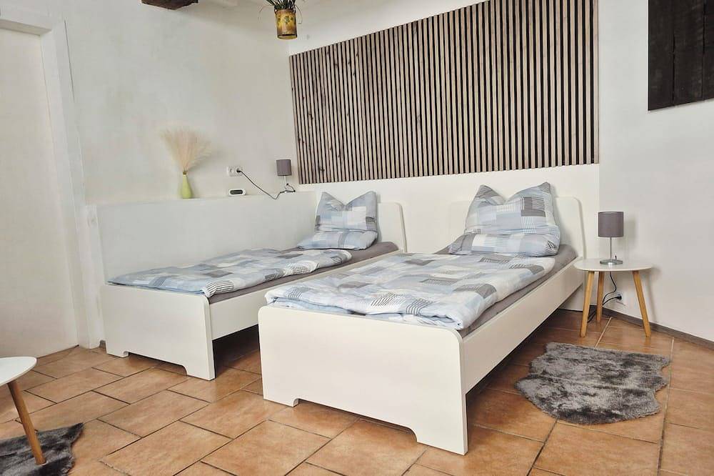 Ganze Wohnung, Ferienwohnung Nr. 2 in Bad Langensalza, Unstrut-Hainich-Kreis