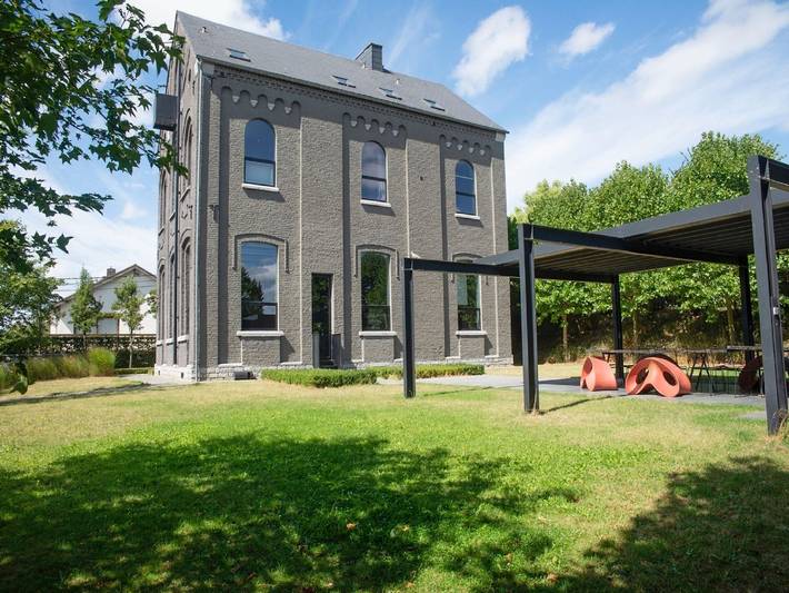 Maison de vacances pour 21 personnes, avec Terrasse et Jardin à Anhée