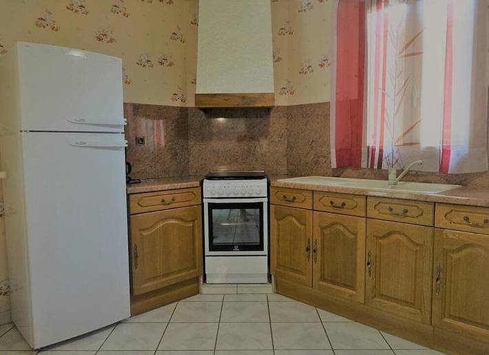 Gîte pour 6 personnes, avec jardin ainsi que piscine et terrasse à Auriac-du-Périgord - 3