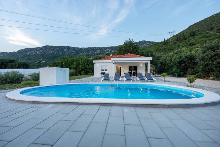 Ferienhaus für 6 Personen mit Balkon/Terrasse in Bosnien und Herzegowina