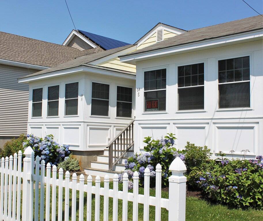 Bleiben Sie nur wenige Schritte von einem wunderschönen Privatstrand in Old Lyme entfernt! in Old Lyme, Connecticut