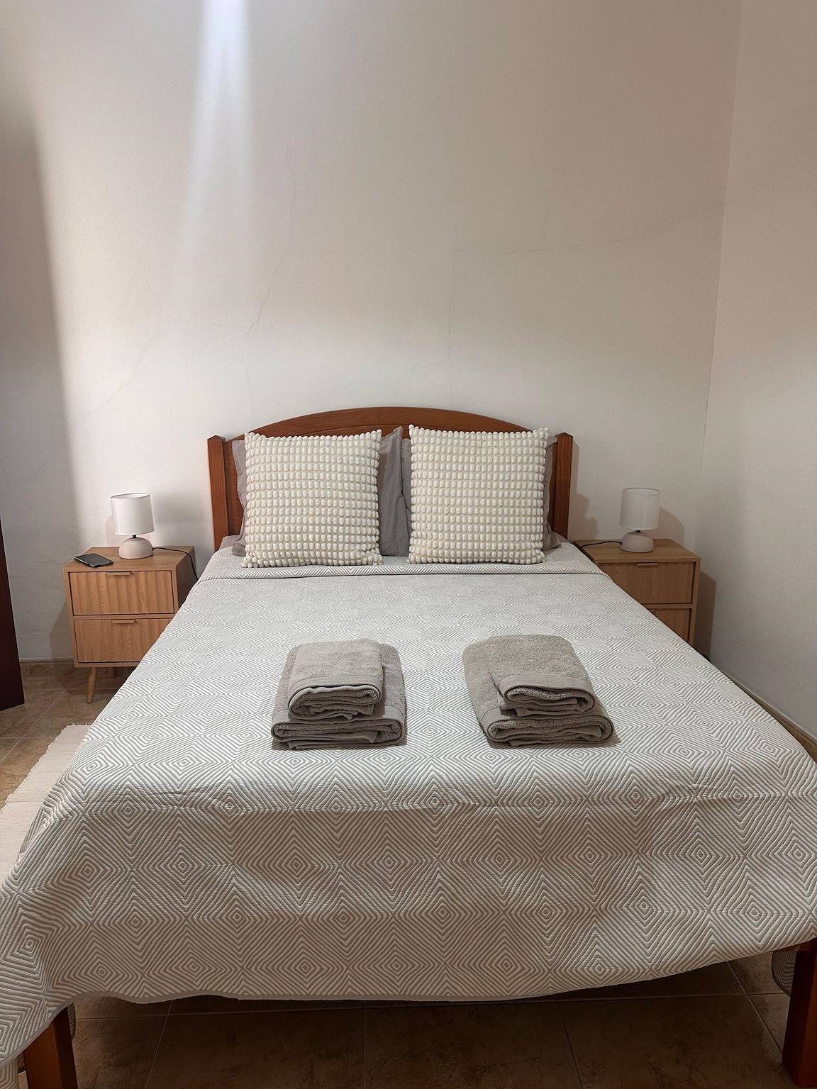 Casa Vacanze Pina con Terrazza Privata, Giardino Privato e Wi-Fi in Pêra, Alcantarilha e Pêra