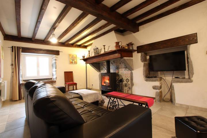 Gîte pour 4 personnes, avec jardin dans Ainhice-Mongelos - 3