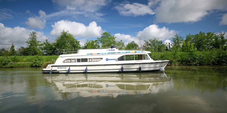 Bateau pour 10 personnes, avec Balcon/Terrasse et Terrasse