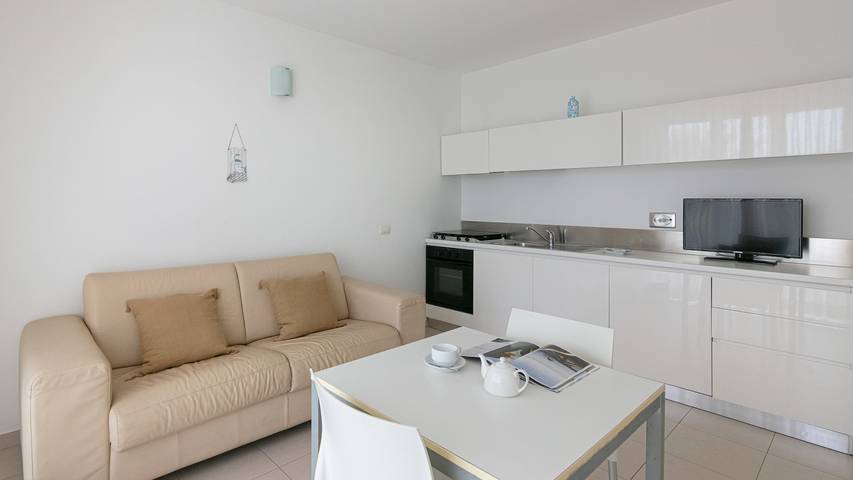 Gîte pour 5 personnes, avec terrasse et jardin ainsi que piscine et jacuzzi, animaux acceptés dans Abruzzes - 2