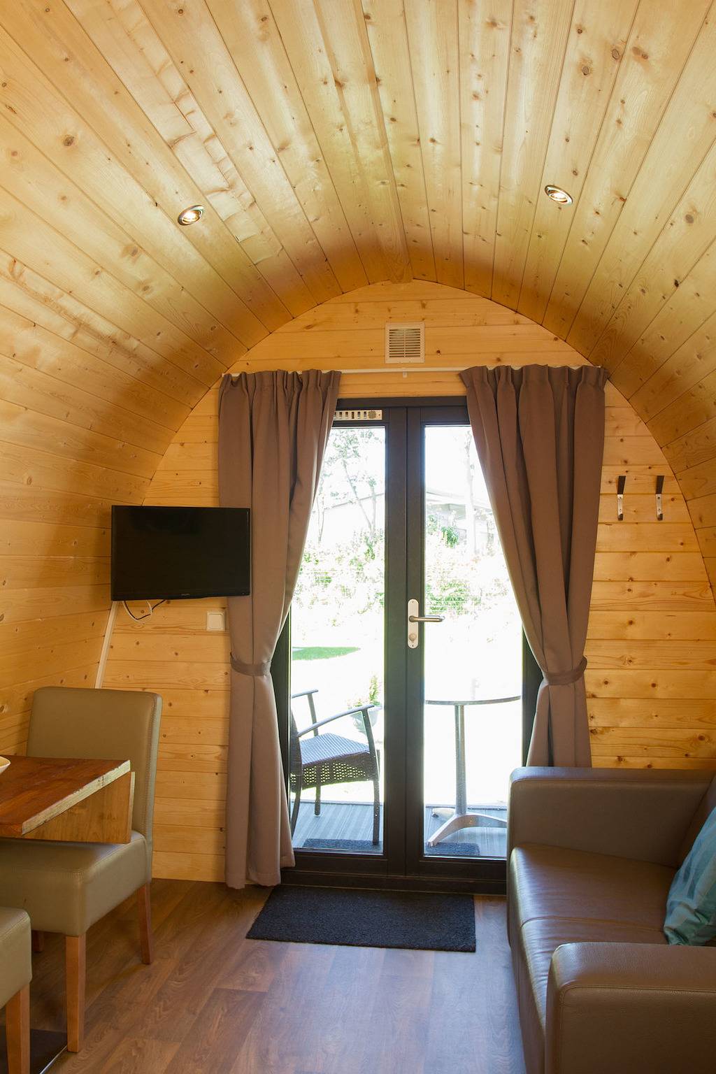 Kleine Nordseewelle (ohne Hund) in Itzendorf, Norddeich