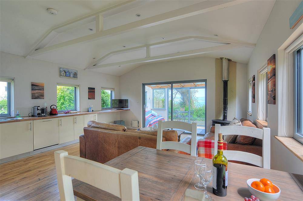 9 Farnham House in Lyme Regis, Dorset