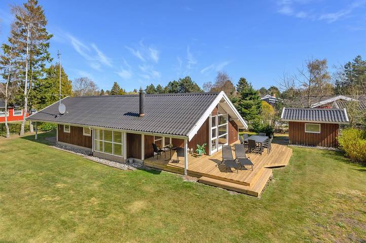 Ferienhaus für 6 Personen, mit Terrasse und Sauna in Lolland-Falster
