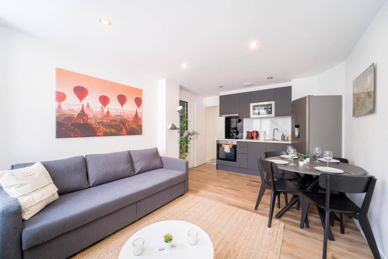 Appartement entier, Idyllique T2 tout confort avec sa terrasse ensoleillée in La Ferté-Gaucher, Seine-et-Marne