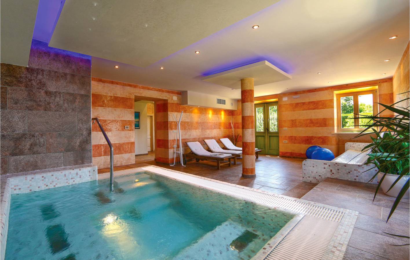 Charmant appartement d'une chambre avec terrasse, Wi-Fi et parking in Labin, Côte Est de l'Istrie