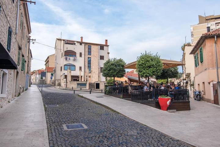 Apartamento de vacaciones para 2 personas, con vistas y jardín - 1