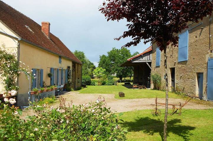 Gîte pour 8 personnes, avec Terrasse et Jardin