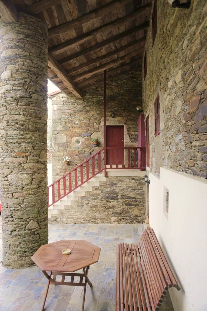 Casa rural para 2 personas, con Terraza además de Jardín y Vistas en Touro  - 4
