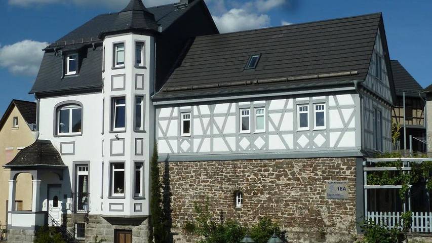 Ferienwohnung für 3 Personen in Höhr-Grenzhausen