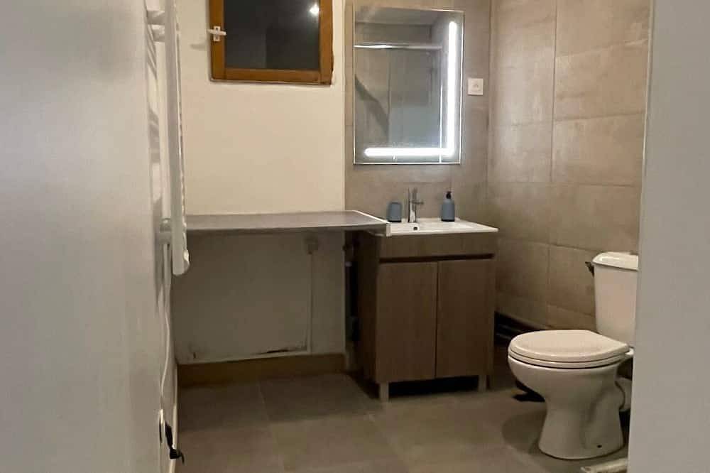 Apartamento entero, Super apartment, 5 minutes from the Rer D'station, outdoor parking in Saint-Fargeau-Ponthierry, Parc naturel régional du Gâtinais français