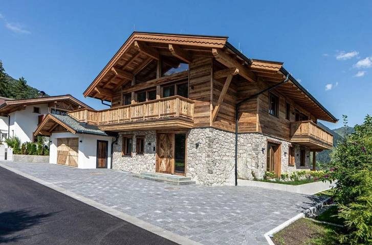 Chalet für 10 Personen, mit Garten und Ausblick sowie Sauna und Pool in Sankt Anton am Arlberg