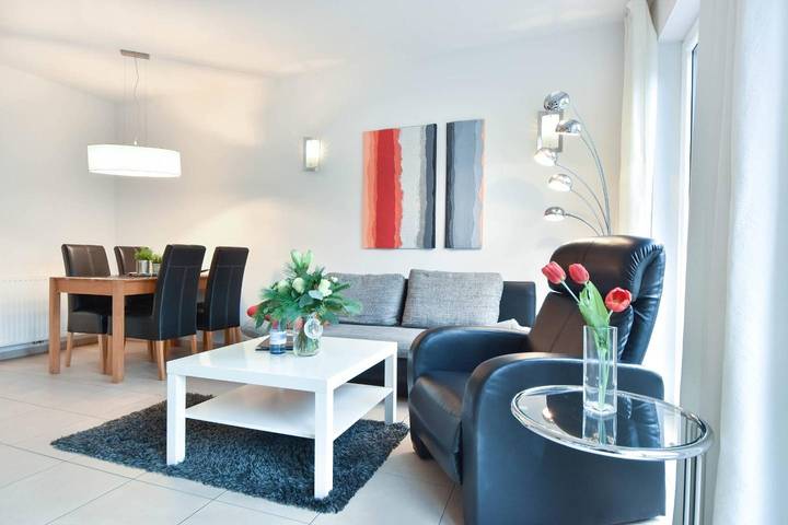 Ferienwohnung für 2 Personen, mit Terrasse und Garten sowie Seeblick in Korswandt, Usedom