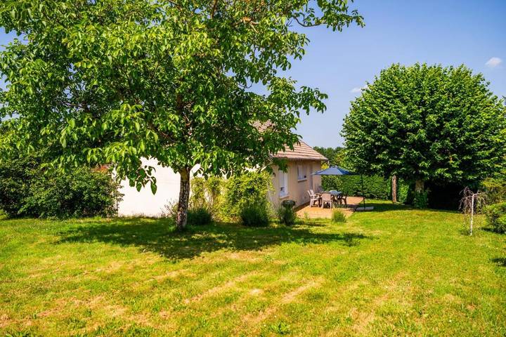 Location de vacances pour 6 personnes, avec vue et jardin à Faverolles-sur-Cher - 3
