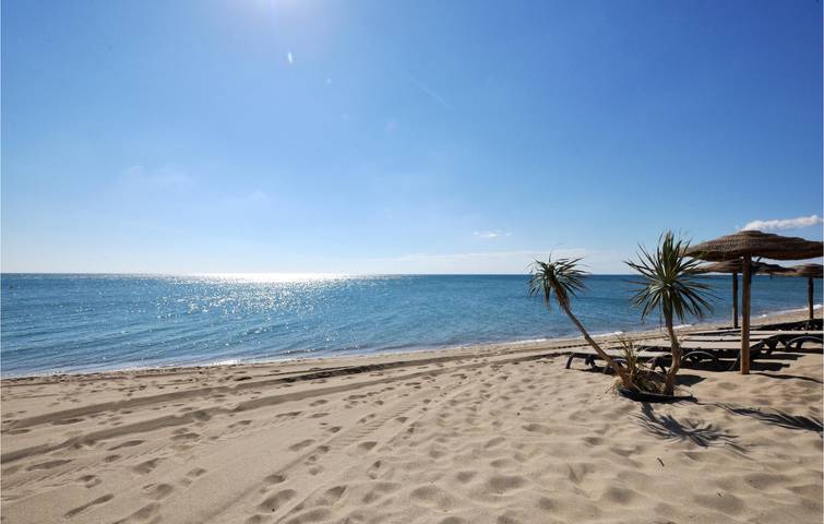 Location de vacances pour 6 personnes, avec terrasse à Sainte-Marie-la-Mer - 2