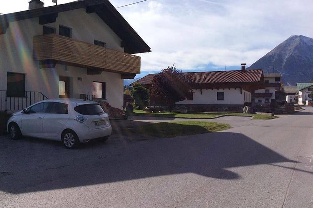 Ganze Wohnung, Ferienwohnung Philipp - Ferienwohnung, Bad, Wc, 2 Schlafräume in Leutasch, Innsbruck und Umgebung