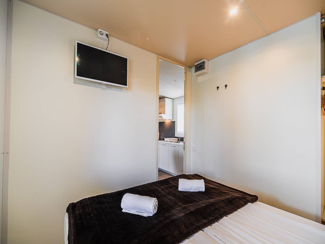 Three Bedroom Mobile Home with Lake View (owner 2) in Brežice, Lower Styria