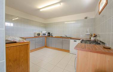 Gîte pour 11 Personnes dans Bœurs-en-Othe, Yonne, Photo 2